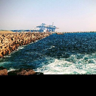 കുഞ്ഞുട്ടൻ കുഞ്ഞേച്ചി ഇഷ്ടം 🙂