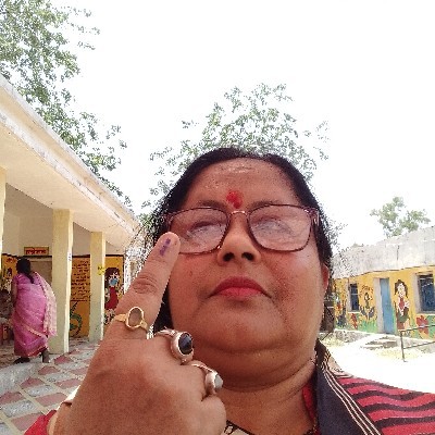 Girija Gupta "Advocate"