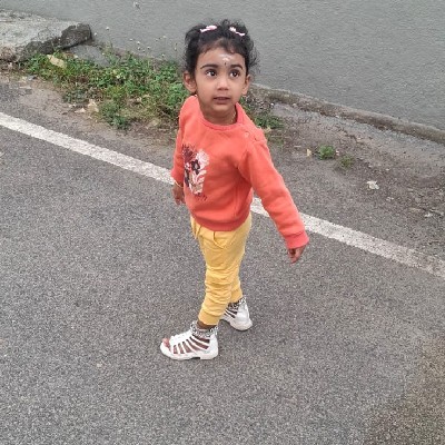 நிவி ஸ்வீட் "Divyanivi"