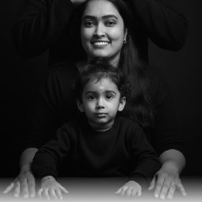 நிவி ஸ்வீட் "Divyanivi"