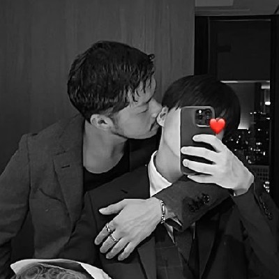 Unknown Writer🦢🏳️‍🌈