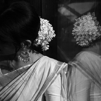 ഇരുട്ടിനെ പ്രണയിച്ചവൾ "രുദ്രാശ്രീ"