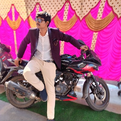 Shankar sangu "✍️ “జీవన యాత్రికుడు”"