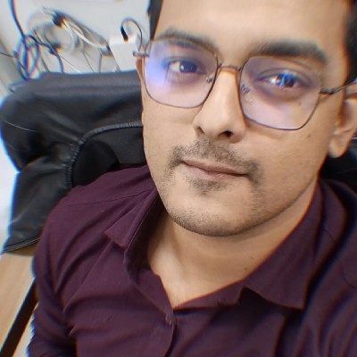 নয়ন দেব
