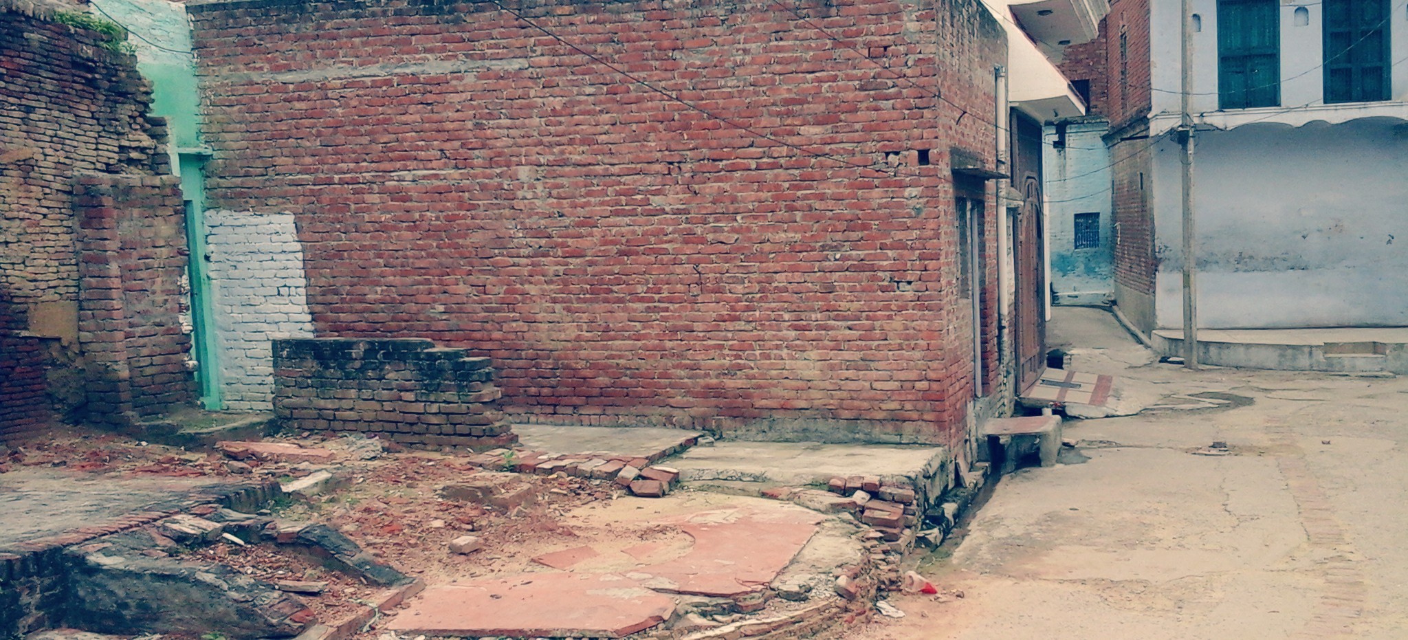 मेरा बचपन मेरा मोहल्ला