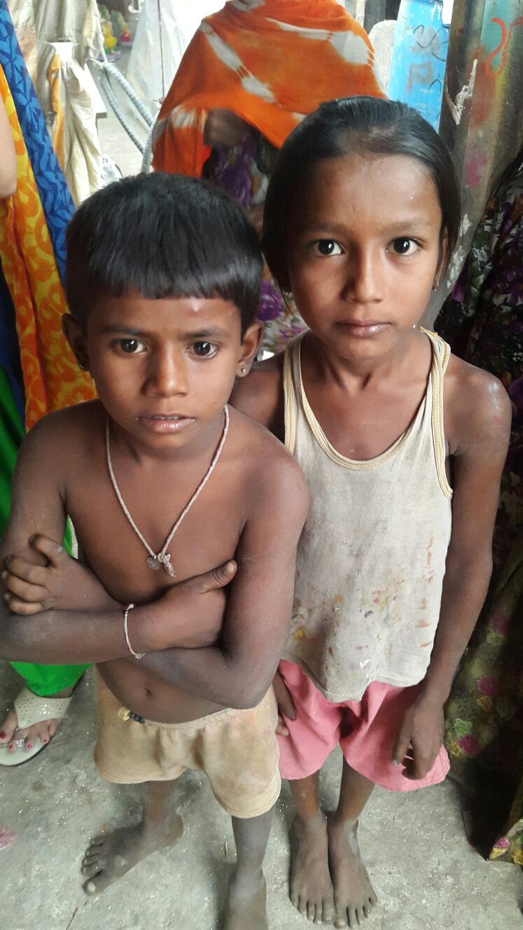 खाना कम परसना