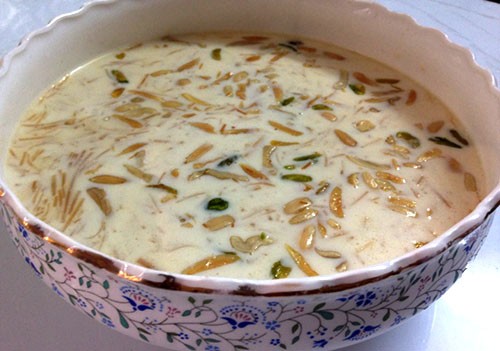 शिरकुर्मा आणि फराळ