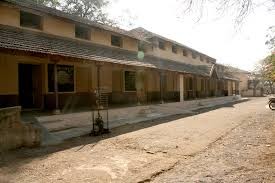 बिनविद्यार्थ्यांची शाळा