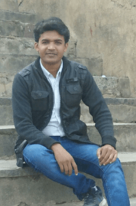 तूफ़ान में भी शान से चलना ही ज़िन्दगी है