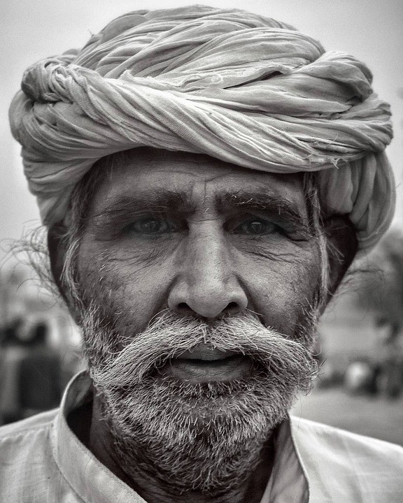 वहा हवाई जहाज भी रुकता है