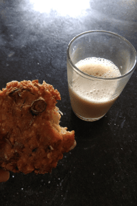 ചായയും കടിയും