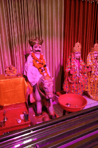 गोष्टी गावाकडल्या