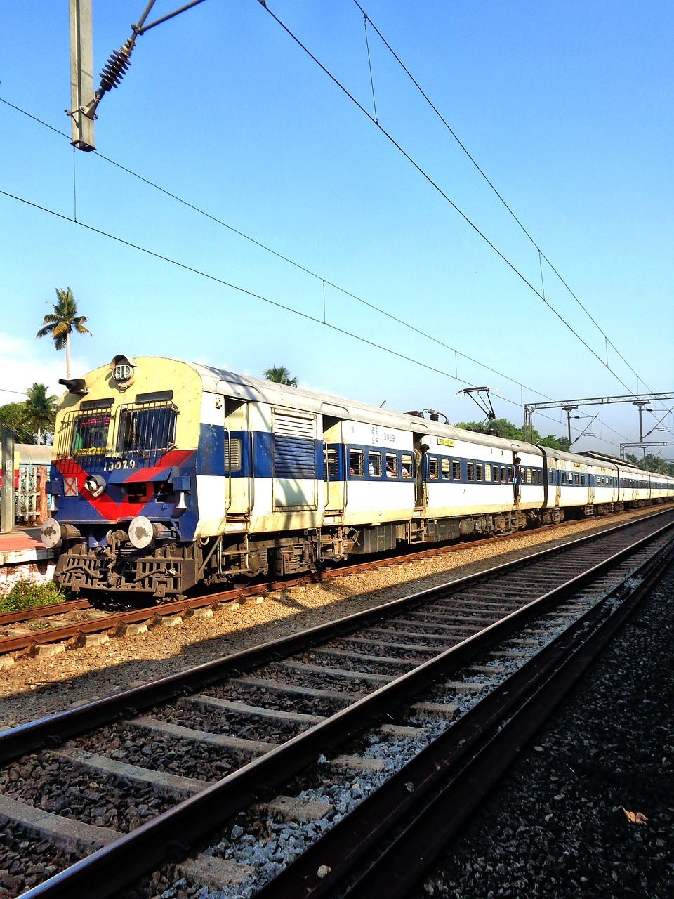 കഥയറിയാതെ