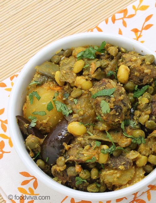 Gujarati dish Undhiyu (Recipe)