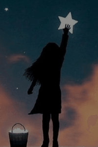 સપનાઓ તો યાદ છે,
પણ એ સપના ને જીવતા ભૂલી ગઈ છું.