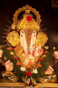 मंगलमूर्ती....श्री गणराया....