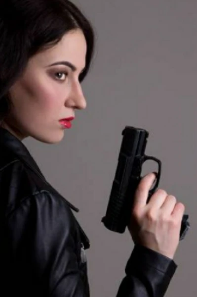 ಒಲಿದರೆ ನಾರಿ ಮುನಿದರೆ ಮಾರಿ