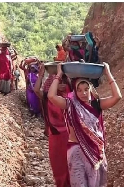 हिम्मते मर्द मददे खुदा_