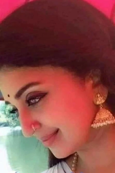 काश ये नशीली आँखें..