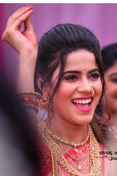 बोलताना विचार करून बोलावे.