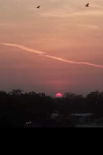 *कश्म कश्म भरी जिन्दगी*