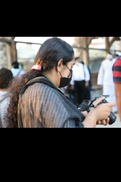 എന്താടോ വാര്യരെ ഞാൻ നന്നാവാത്തെ 🙆‍♀️