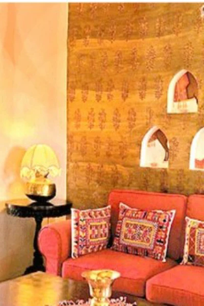 Vastu Tips - વાસ્તુશાસ્ત્ર પ્રમાણે આવુ હોવુ જોઈએ આપણુ ઘર

આપણા દેશમાં અનેક પ્રાચીન ઈમારતો વાસ્તુશાસ્ત્રના સિદ્ધાંત મુજબ બનેલી છે તેથીઆજે પણ સુરક્ષિત