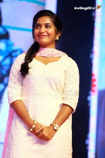 1 உனை மூச்சாகி வாழ்வேனடா