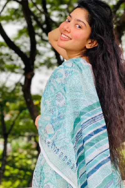 അറിയുന്നുവോ...... നീ .... 2