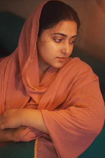 ഇവാനിയ - ഒരു ഫിനിക്സ് പക്ഷി