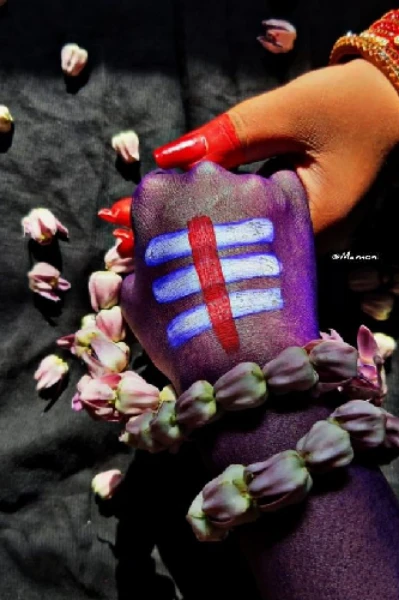 Teez Bhajan lyrics Barat Kaini Bhukhani Kai Go Somar E Bhola Lyrics In Hindi language