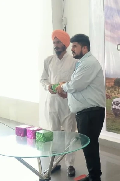 ਦਿੱਲੀ ਤੋਂ ਵੈਨਕੂਵਰ ਤੱਕ,,,,,,,