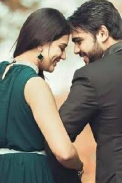 मोहब्बत खुद बताती है.......