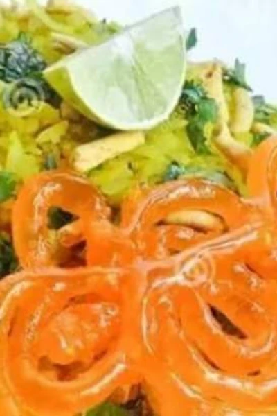 इंदौरी पोहा जलेबी