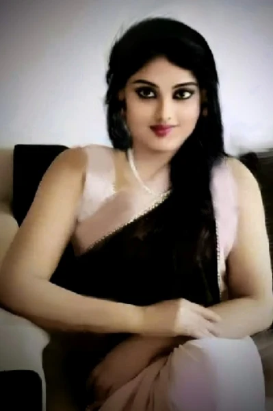 (कहानी)"एक लुटेरन और कच्ची उम्र के सपने" लेखक - कुँवर रतन सिंह
एपिसोड–1.
 "Beautiful nanny!"