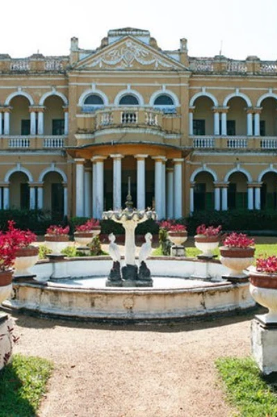 (1)  ரத்ன மாளிகை மர்மம் (துப்பறியும் செவன்ஸ்டார்ஸ் 007)