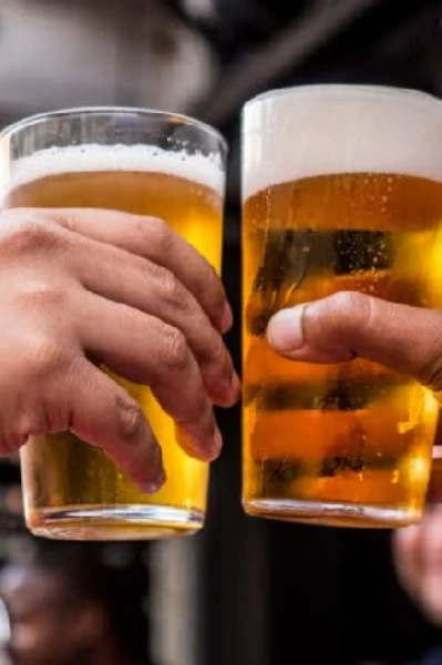 ಮದ್ಯಪಾನ  ಪ್ರಿಯರು