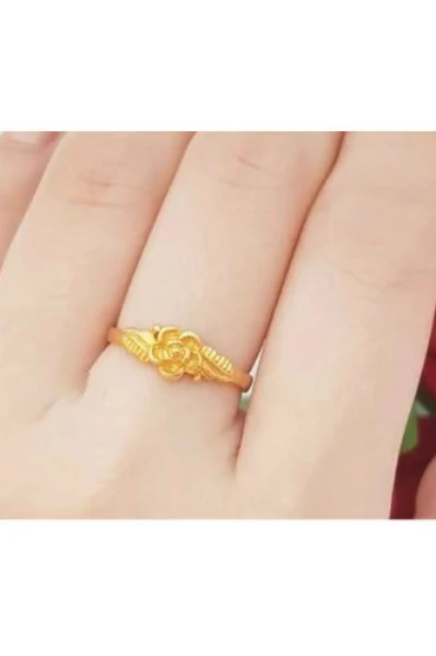 #আংটি........  
#সৌনক ✍️