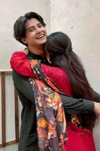 ♥️പ്രണയജാലകം♥️
        (Short story with long lifes)