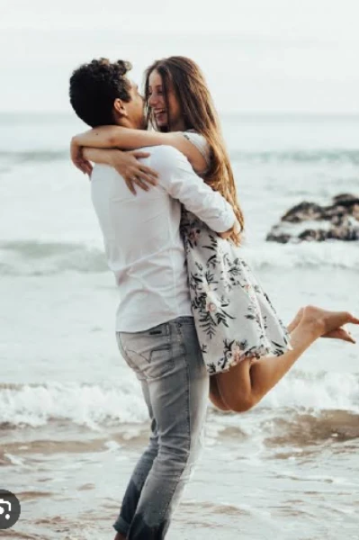 ମାନିନୀ (ଏକ ନିଆରା ପ୍ରେମ କାହାଣୀ )