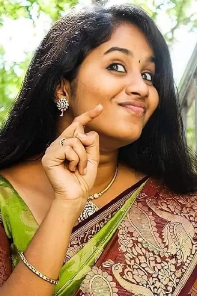 நீ நிலவு...நான் குளிர்! ( முதல் பகுதி)