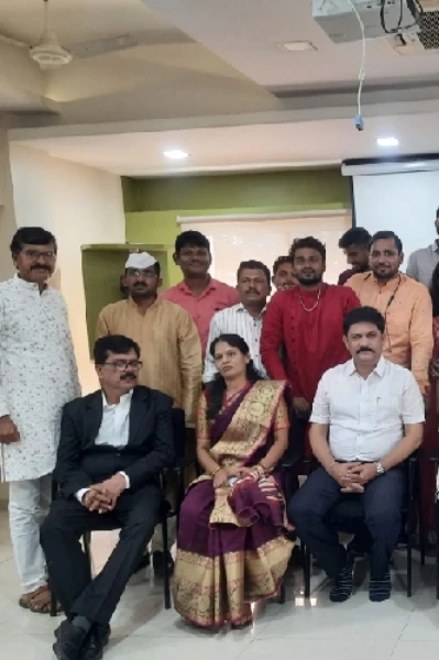 प्रतिलिपीवरील लेखक लेखिका कवि कवयत्री