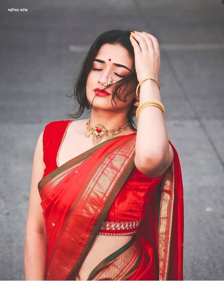 വെള്ളാമ്പൽ ( completed)