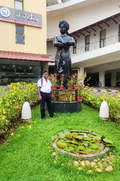IIM , KOZHIKODE, 
 ଭାରତୀୟ ପ୍ରବନ୍ଧ ସଂସ୍ଥାନ, କୋଝିକୋଡ଼, 
ଏକ ଭ୍ରମଣ କାହାଣୀ।