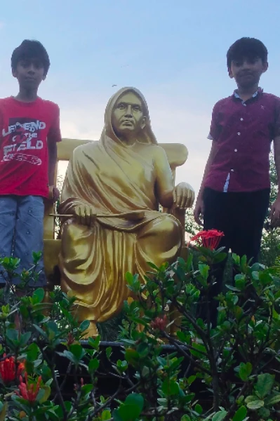 ఆంధ్రుల అన్నపూర్ణ డొక్కా సీతమ్మ గారు                    సురేష్ రత్న
