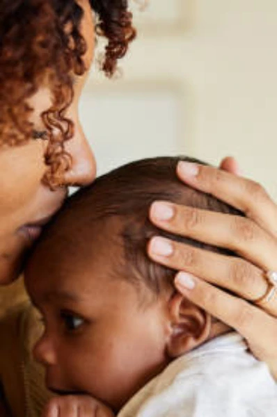 अविवाहित आई