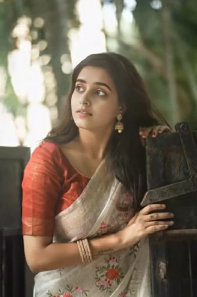 একটি অবিবাহিতা মায়ের গল্প: 
সুধাময়ীর অতীত