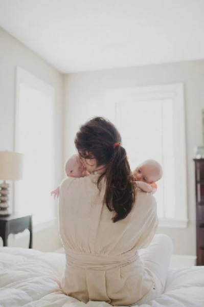 THE BILLIONAIRE'S SURROGATE