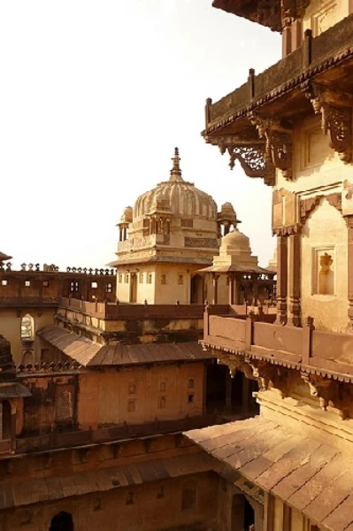 मनहूस महल