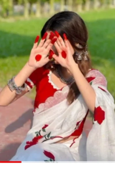 সে এক অনাথ
